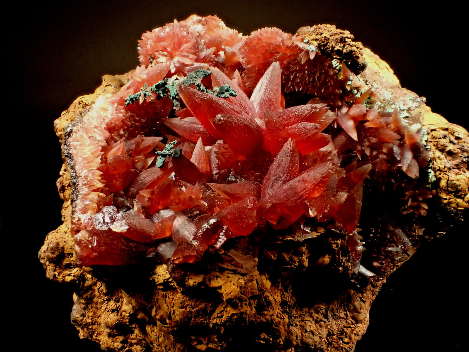 Rhodochrosite, Copper
45 mm x  50 mm x 27 mm
(Autor: Don Lum)