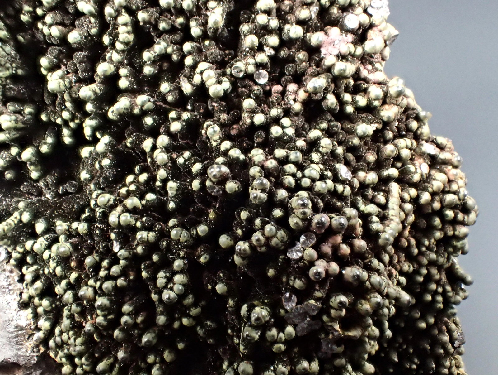 Goethite
100 mm x 70 mm x 50 mm
(Autor: Don Lum)