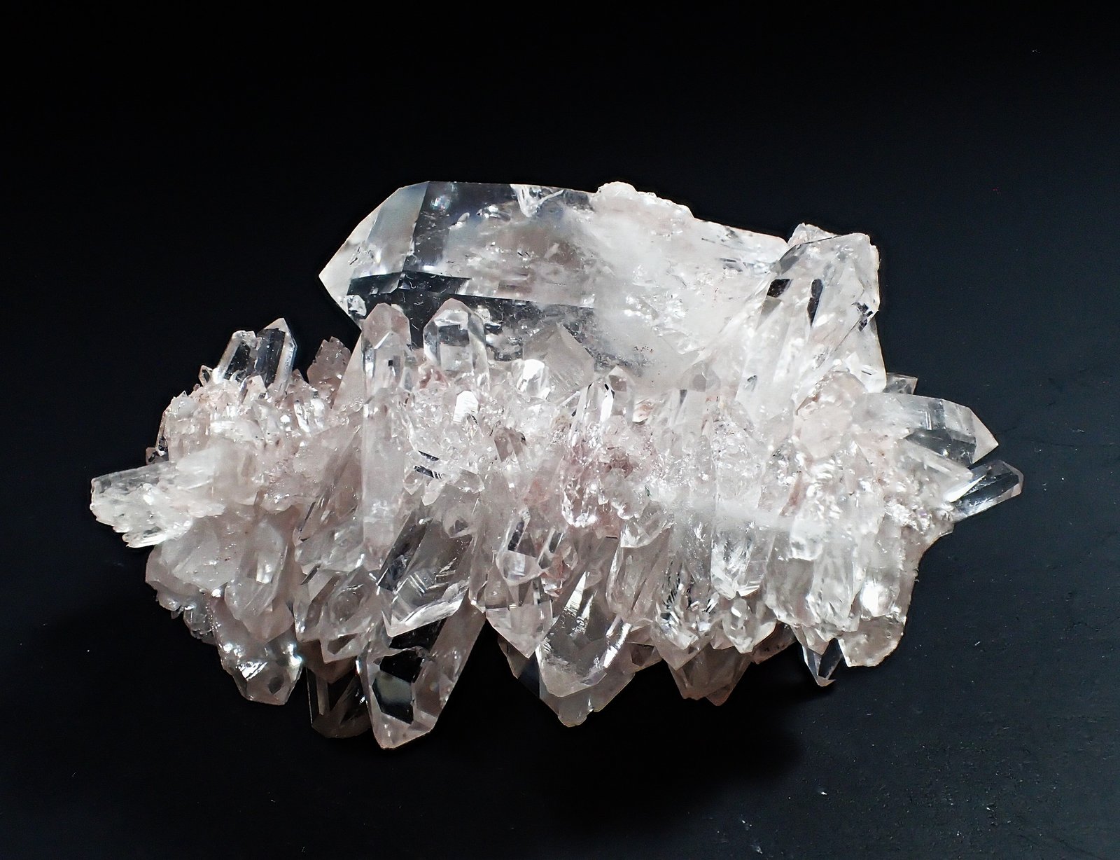 Quartz (variety faden quartz)
61 mm x 37 mm x 27 mm
(Autor: Don Lum)