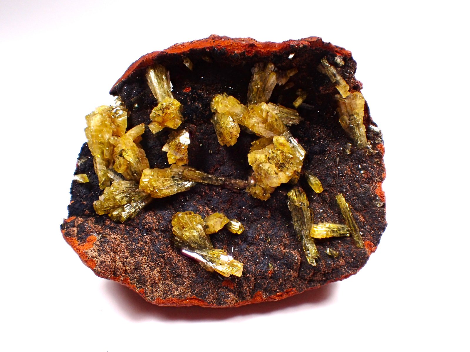 Adamite
52 mm x 42 mm x 23 mm
(Autor: Don Lum)