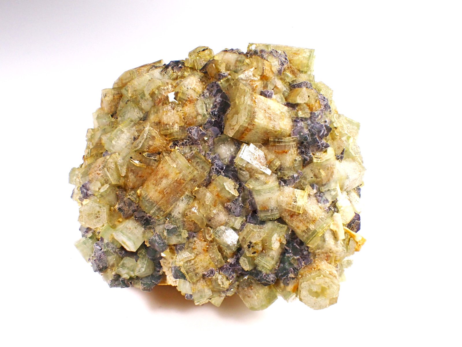 Beryl, Fluorite, Feldspar
73 mm x 70 mm x 71 mm
(Autor: Don Lum)
