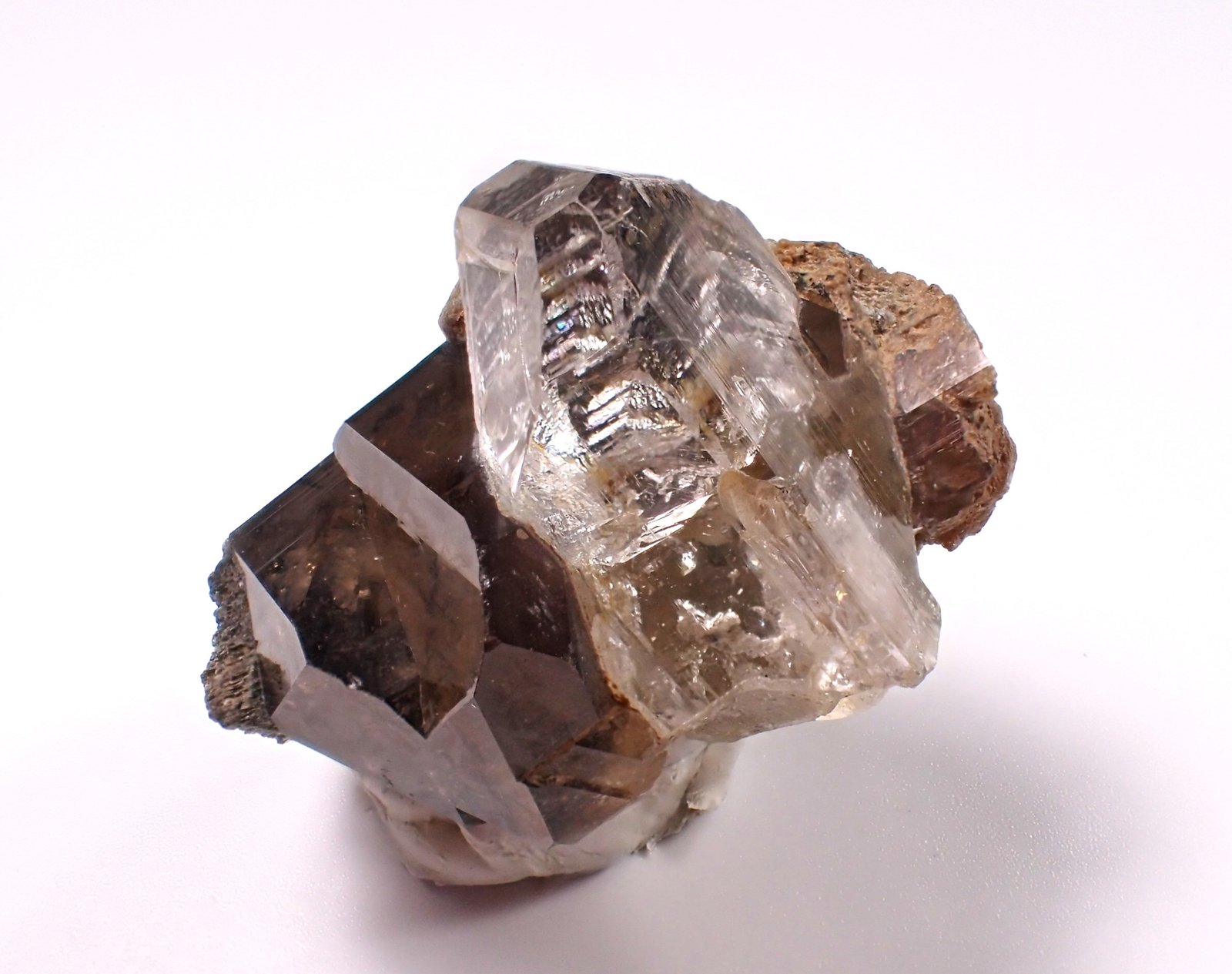 Topaz, Quartz (variety smoky quartz)
42 mm x 39 mm x 29 mm
(Autor: Don Lum)