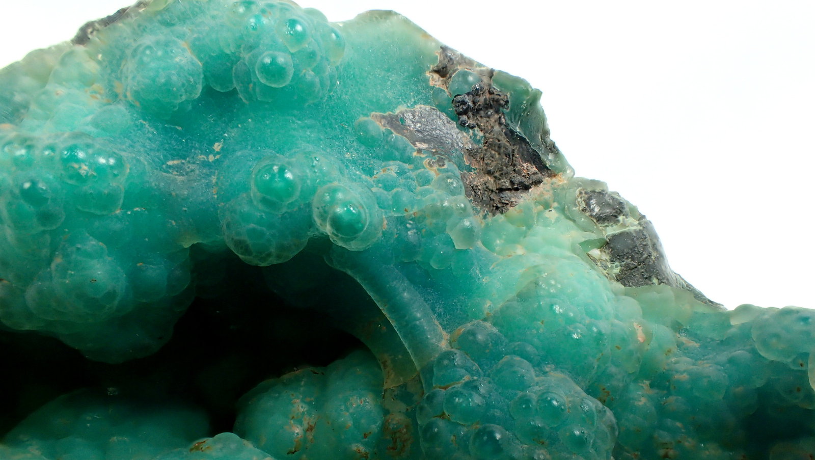 Quartz (variety chalcedony), Chrysocolla
94 mm x 52 mm x  34 mm
(Autor: Don Lum)