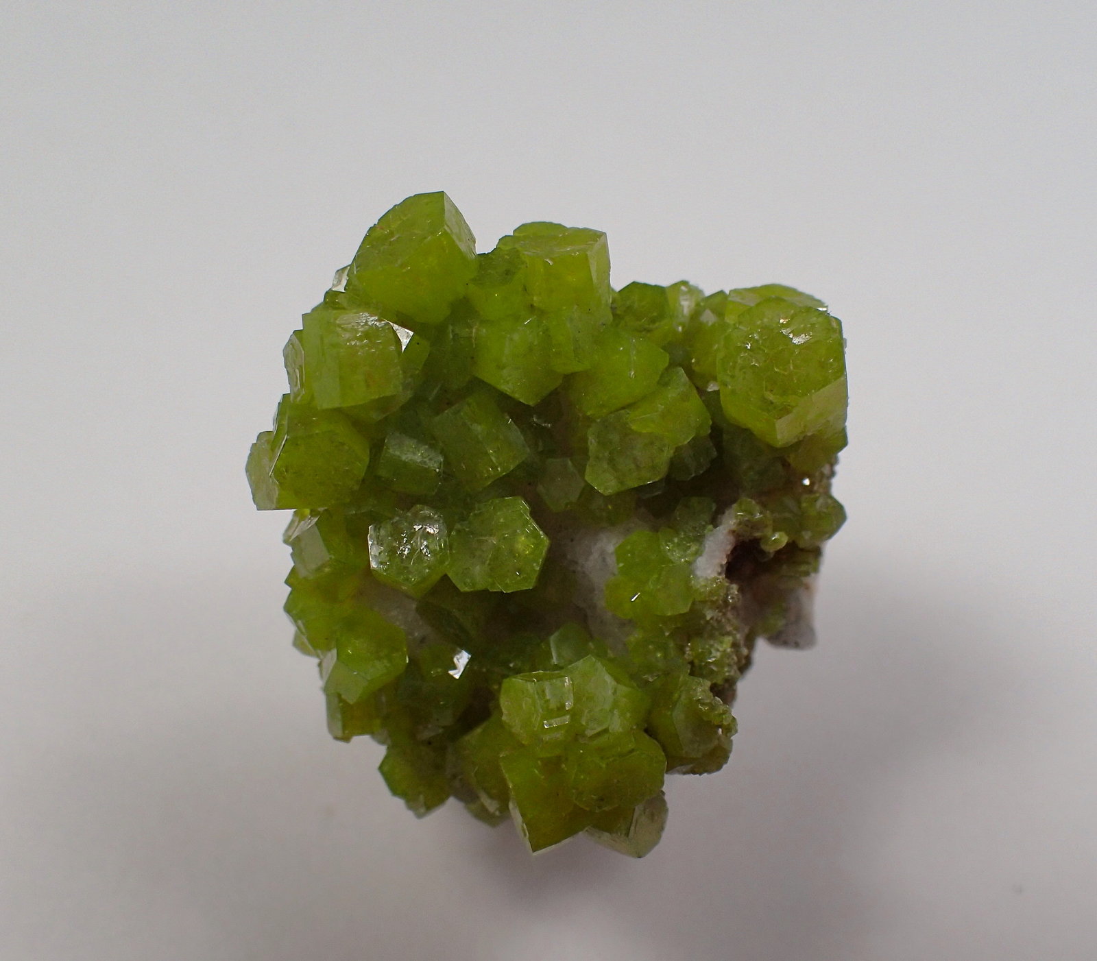 Pyromorphite
30 mm x 25 mm x 18 mm
(Autor: Don Lum)
