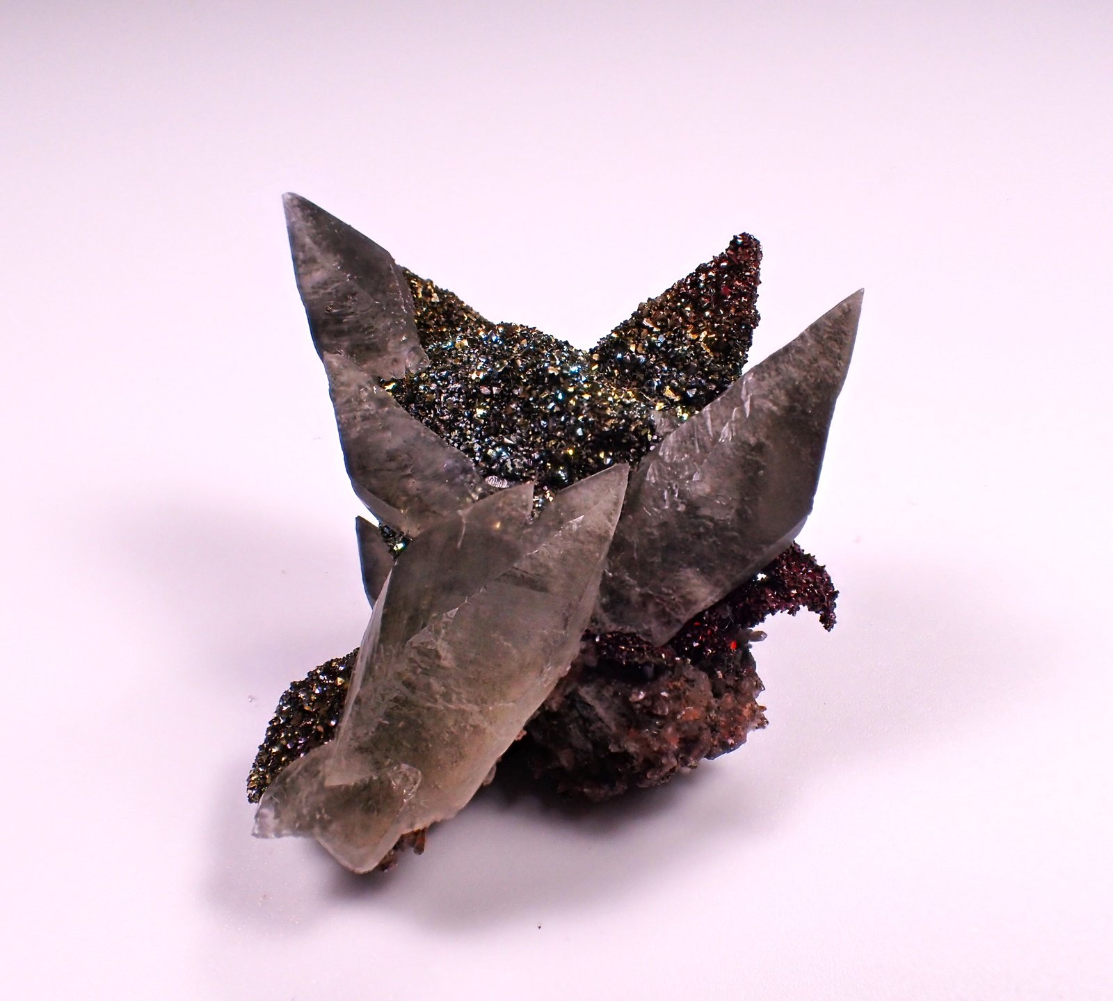 Calcite, Chalcopyrite
45 mm x 43 mm x 24 mm
(Autor: Don Lum)