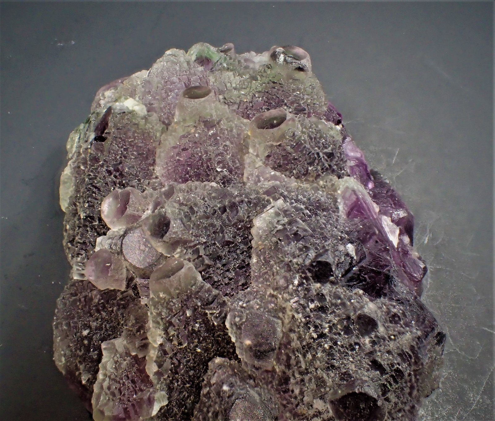 Fluorite
97 mm x 62 mm x 47 mm
(Autor: Don Lum)