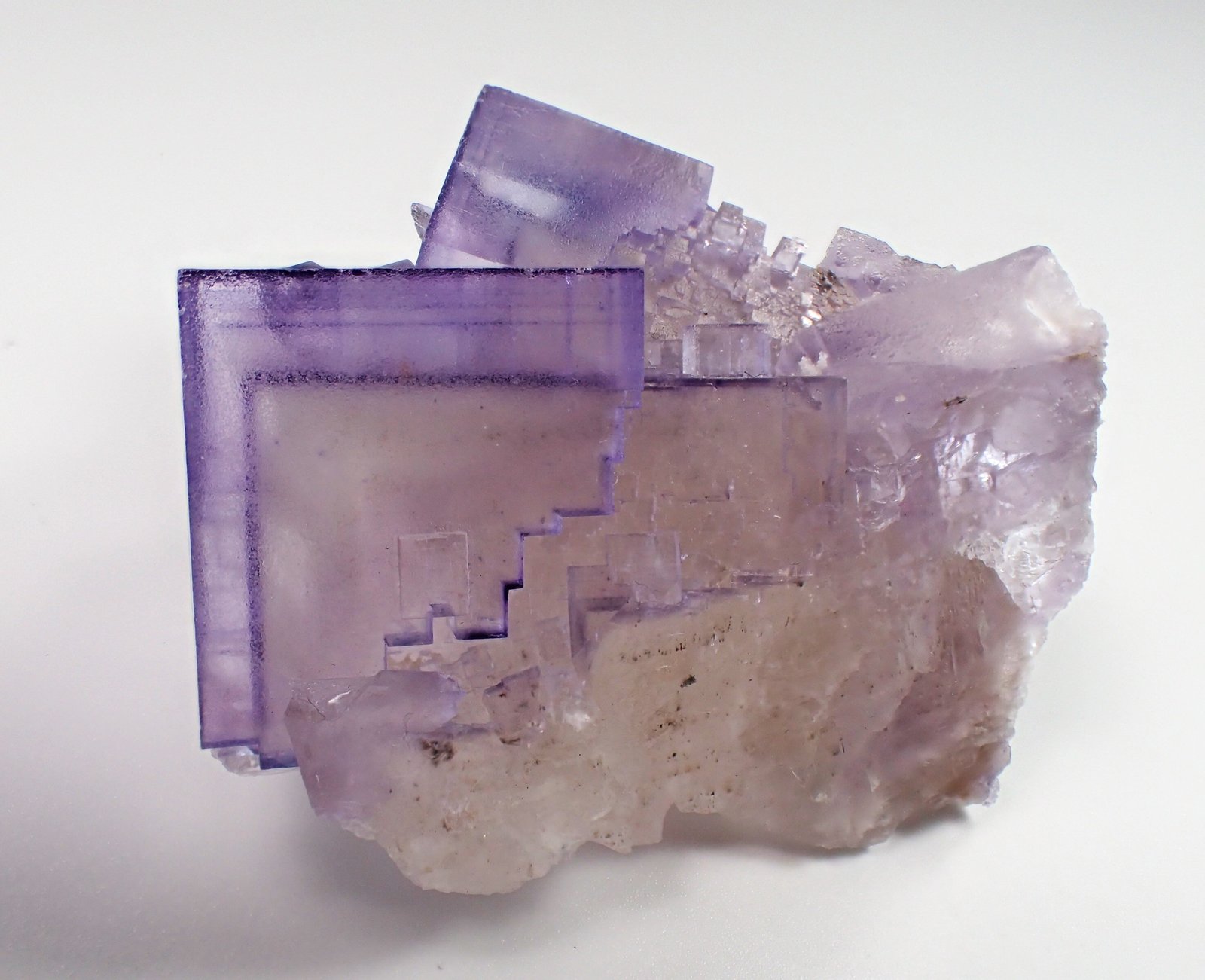 Fluorite
70 mm x 62 mm x 37 mm
(Autor: Don Lum)