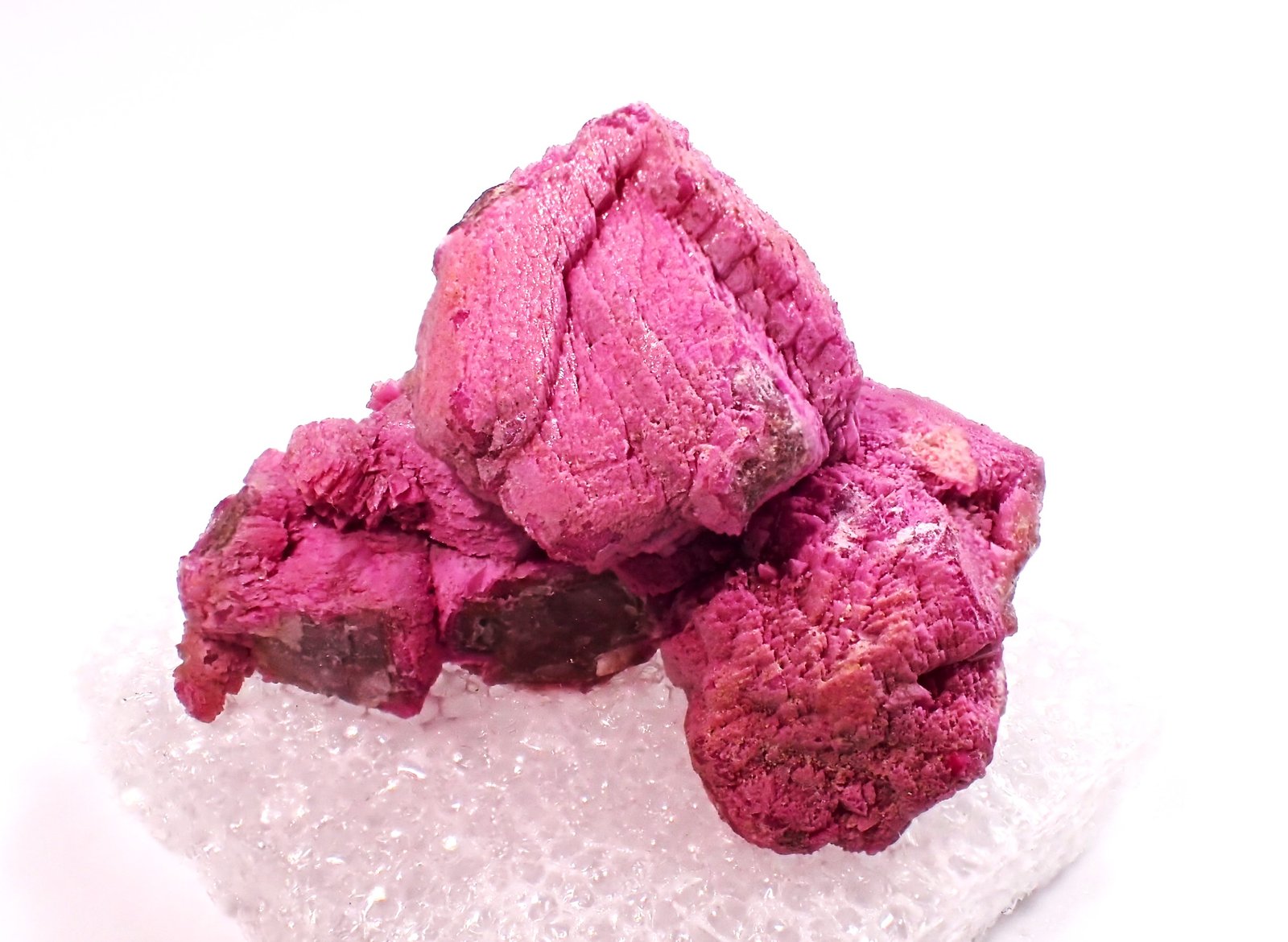 Calcite (variety Co-bearing calcite), Calcite
33 mm x 25 mm x 22 mm
(Autor: Don Lum)