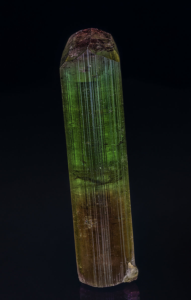 Elbaite
7.8 x 1.8 cm
(Autor: am mizunaka)