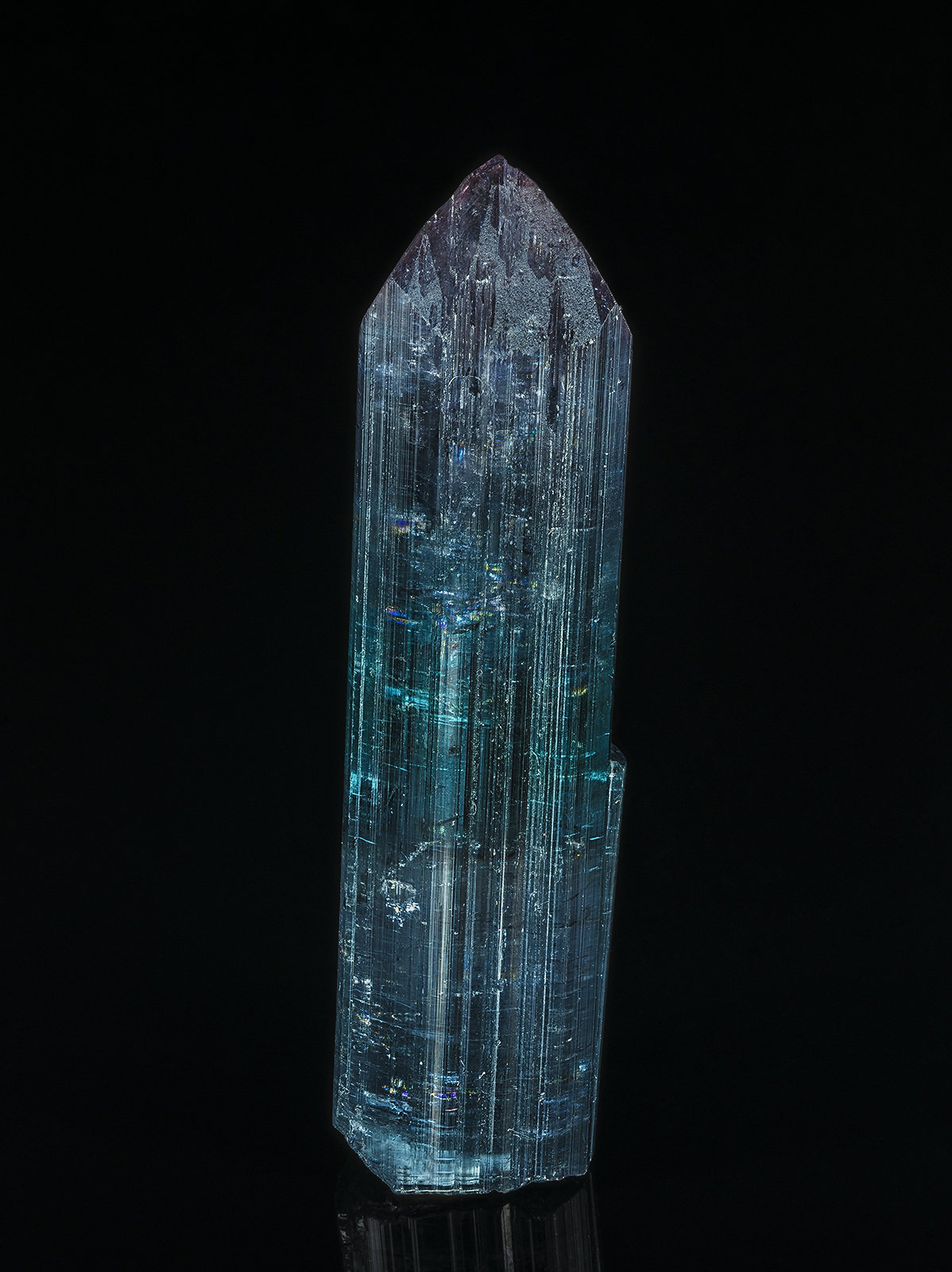 Elbaite
5.2 x 1.4 cm
(Autor: am mizunaka)