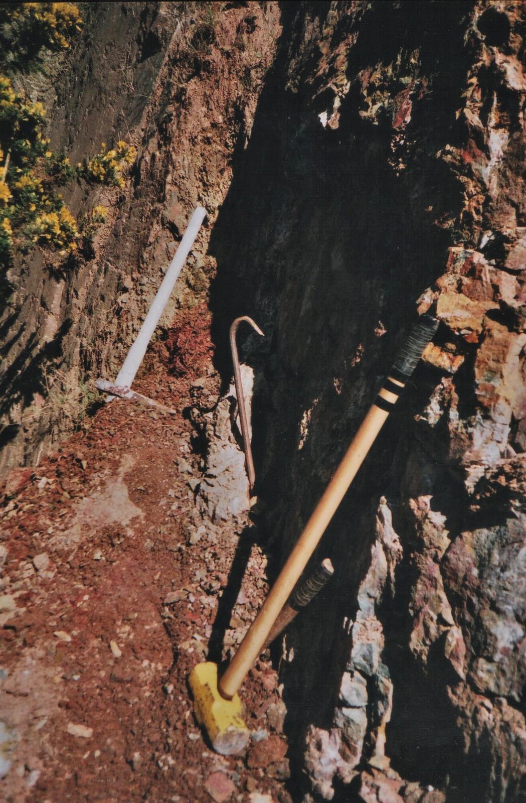 A 'crosscourse' vein
a few metres
(Autor: markbeckett)