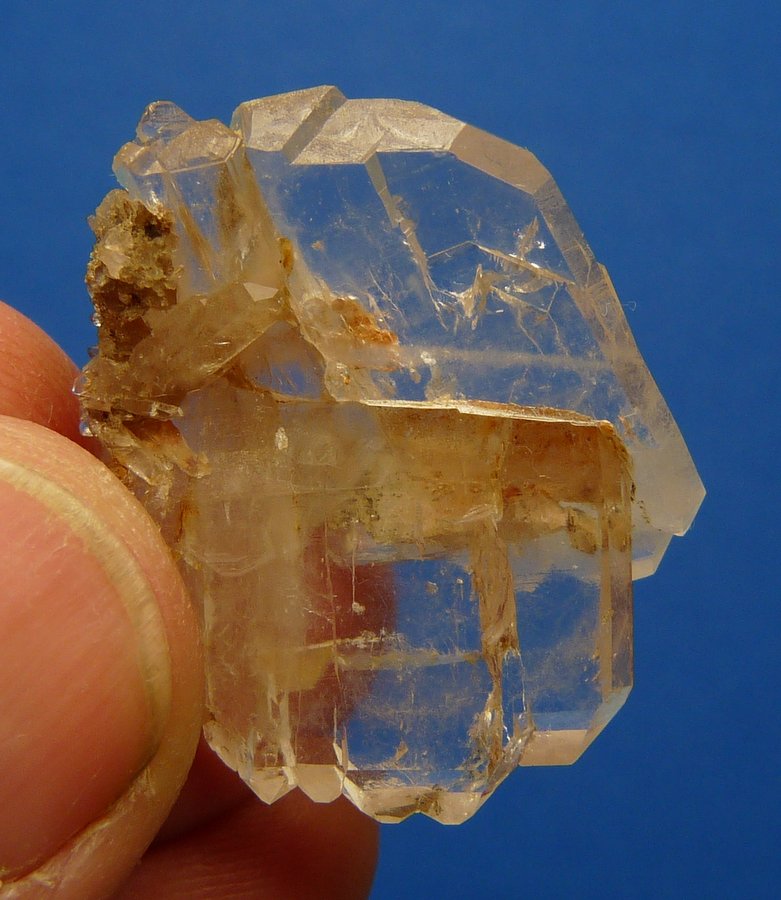 Quartz with faden
32 x 27 x 12 mm
(Autor: Pierre Joubert)