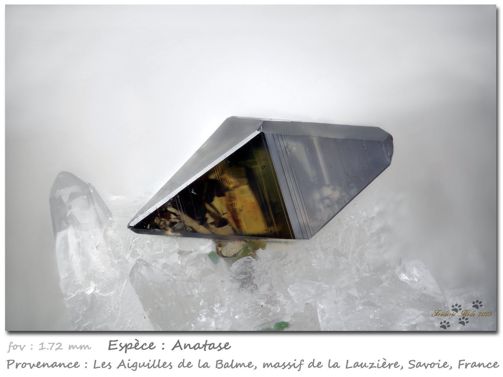 Anatase
fov 1.72 mm
(Autor: ploum)