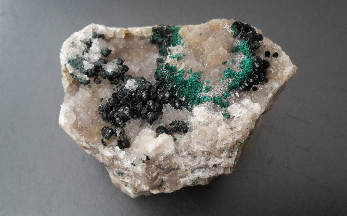 Pseudomalachite
5,5 x 4,5 cm
(Autor: Andreas Gerstenberg)