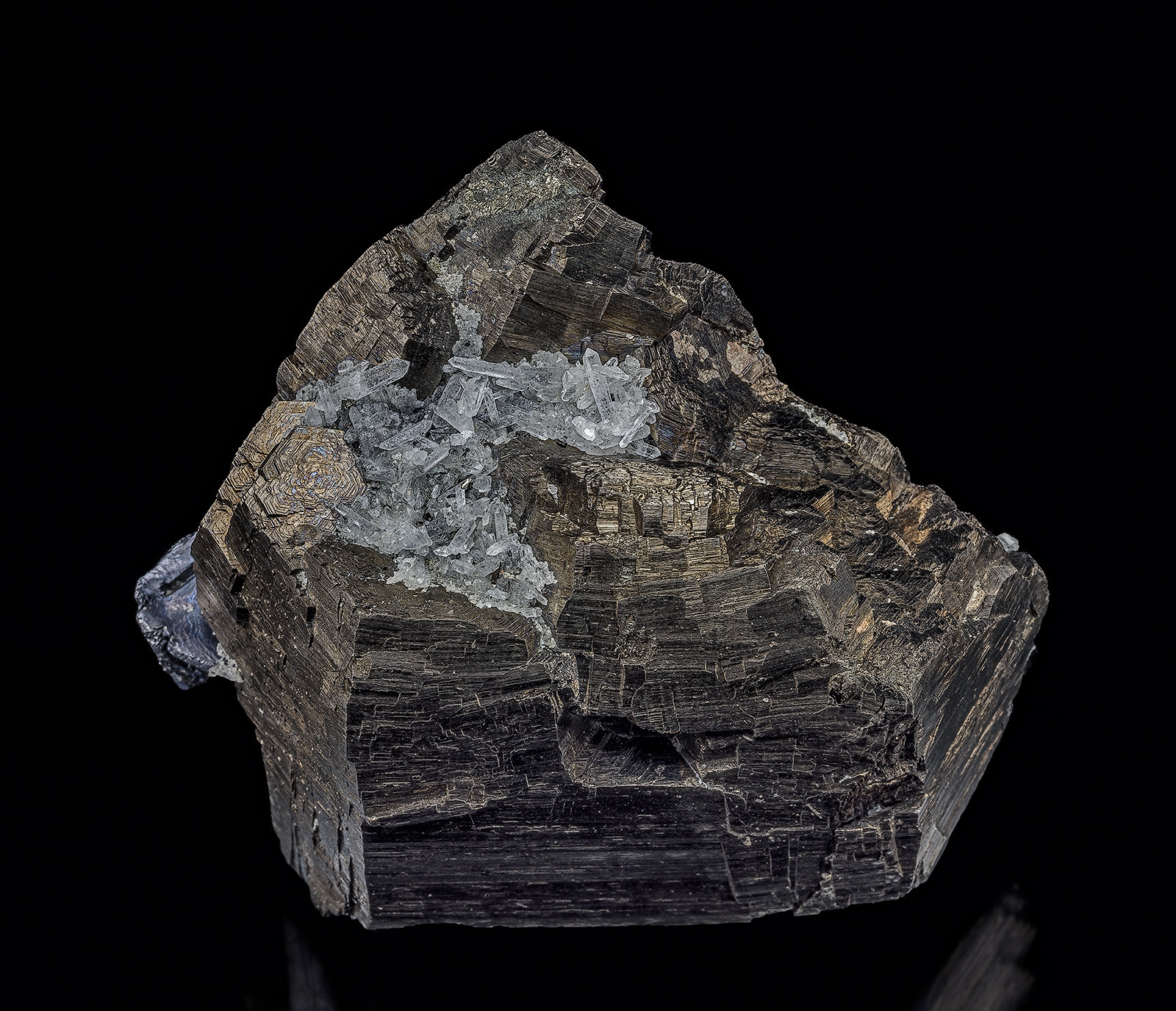 Pyrrhotite, Quartz, Galena
7.8 x 5.6 cm
(Autor: am mizunaka)