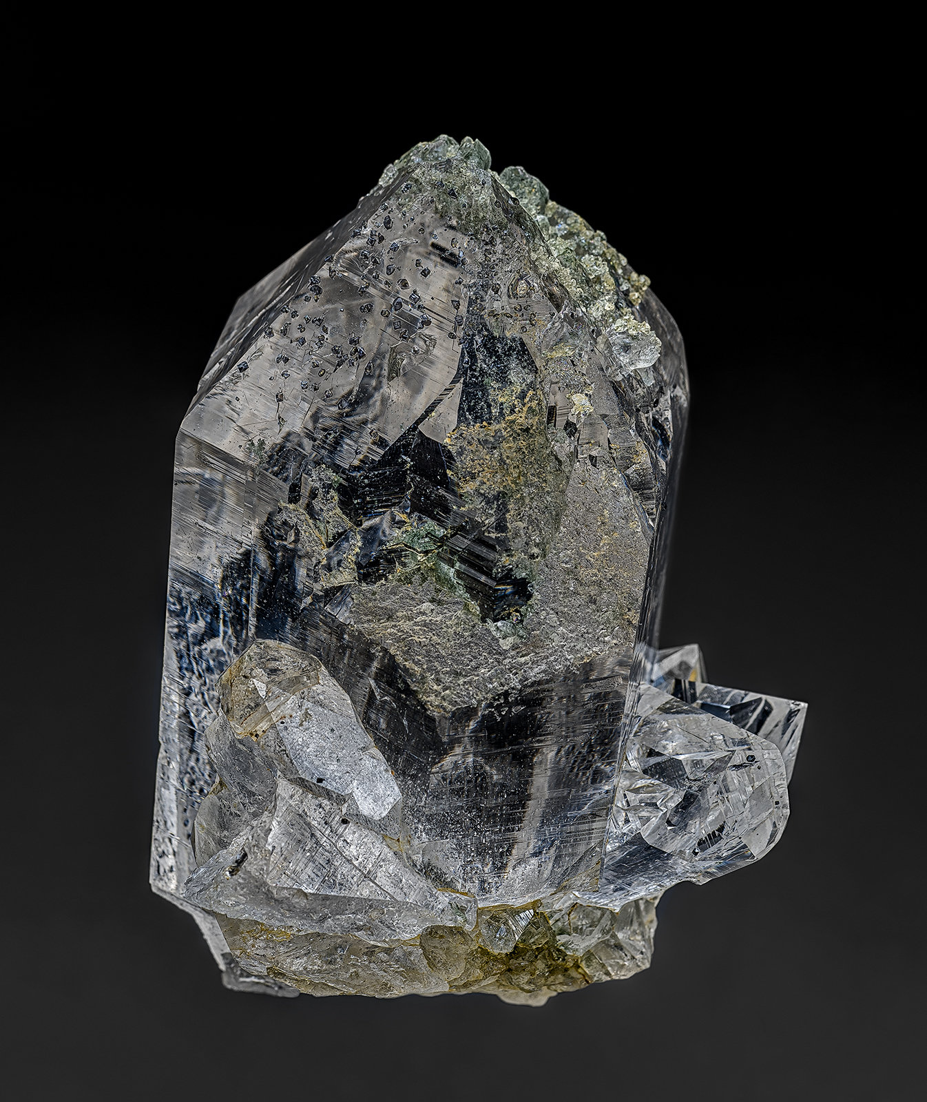 Quartz, Anatase
10.6 x 5.5 cm
(Autor: am mizunaka)