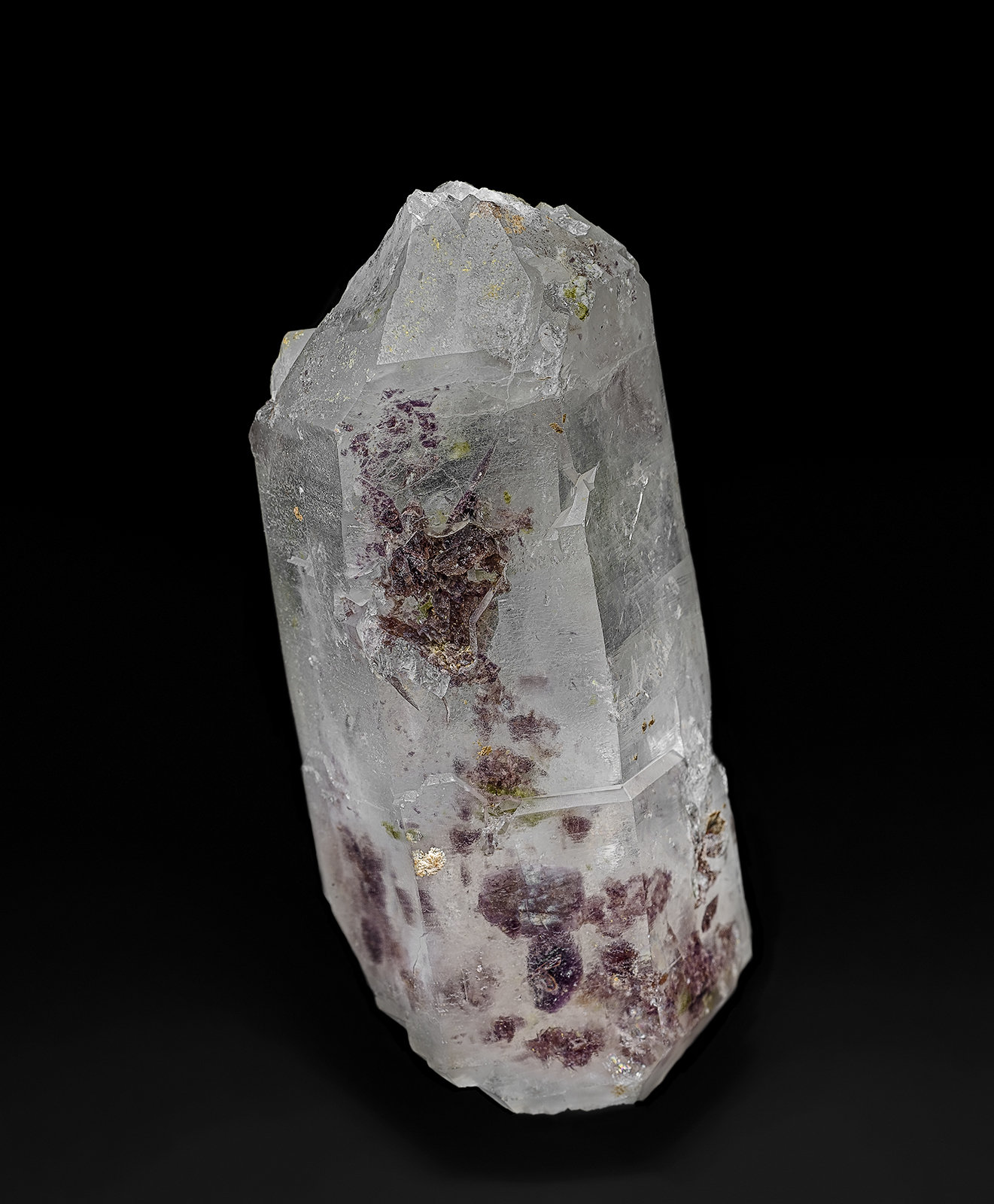 Quartz, Axinite
7.5 x 3.5 cm
(Autor: am mizunaka)