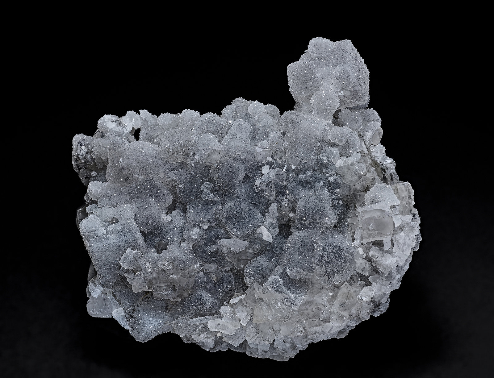 Barite, Quartz, Stibnite
7.6 x 6.4 cm
(Autor: am mizunaka)