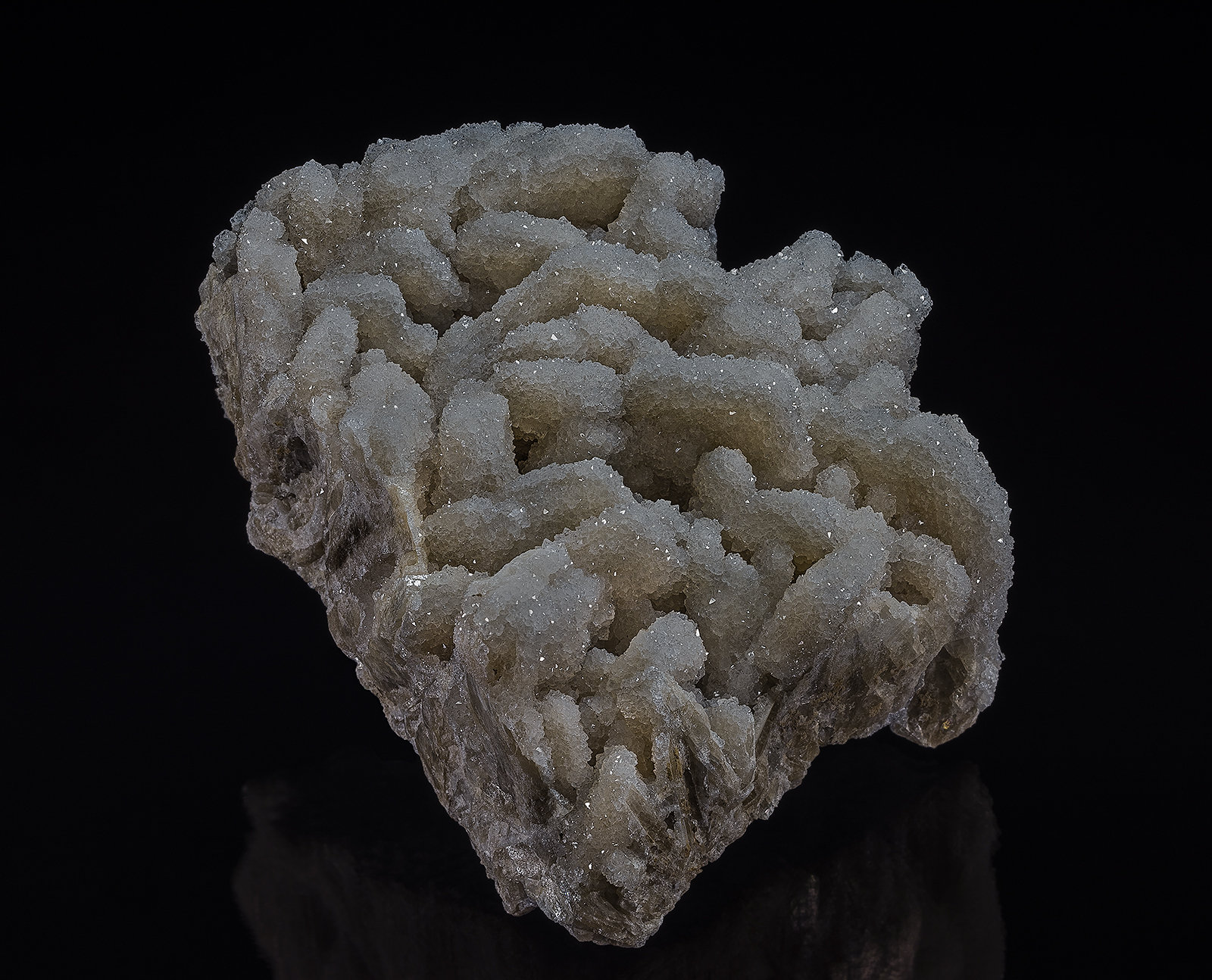 Quartz, Barite
10.6 x 8.0 cm
(Autor: am mizunaka)