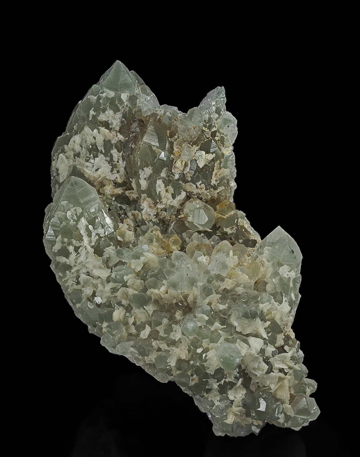 Quartz, Baryte
9.7 x 6.7 cm
(Autor: am mizunaka)