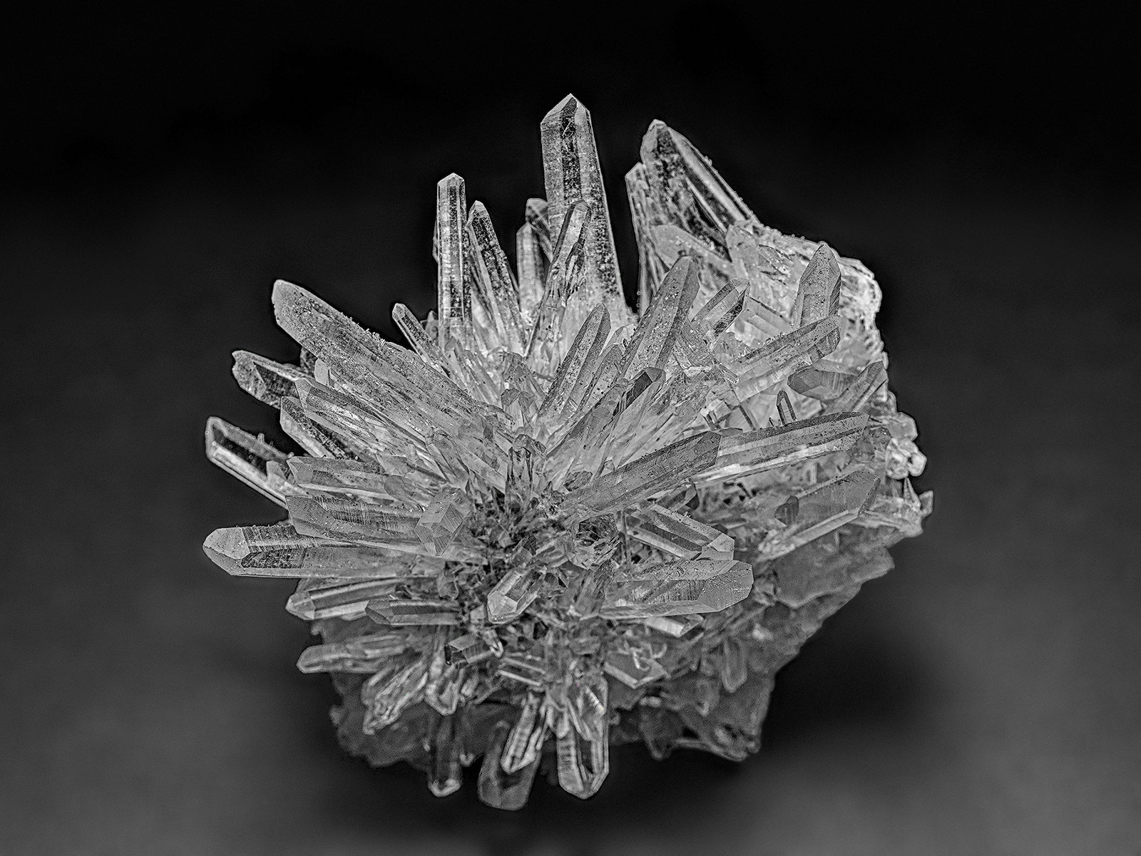 Quartz
5.5 x 4.5 cm
(Autor: am mizunaka)