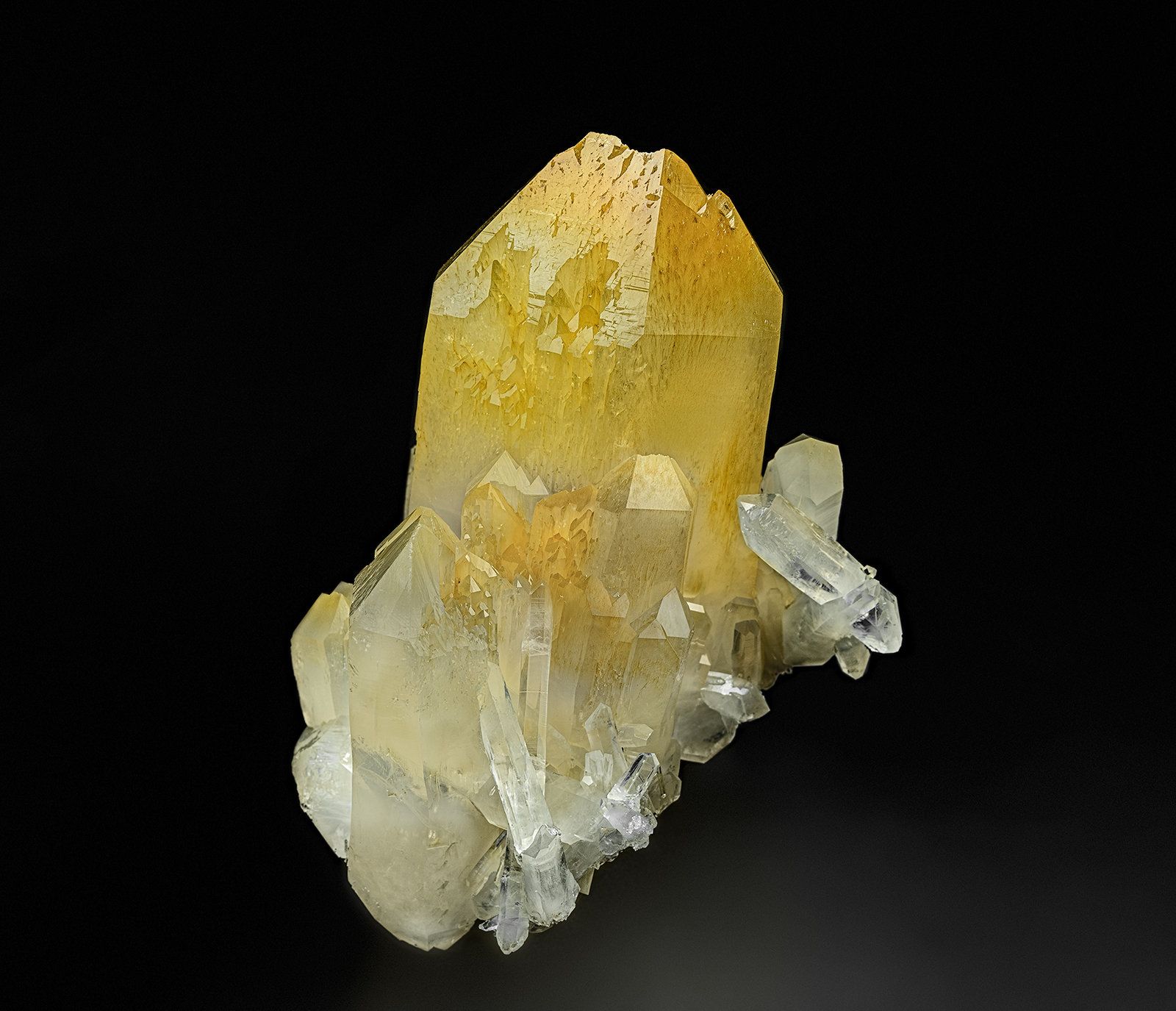 Quartz
7.1 x 5.8 cm
(Autor: am mizunaka)