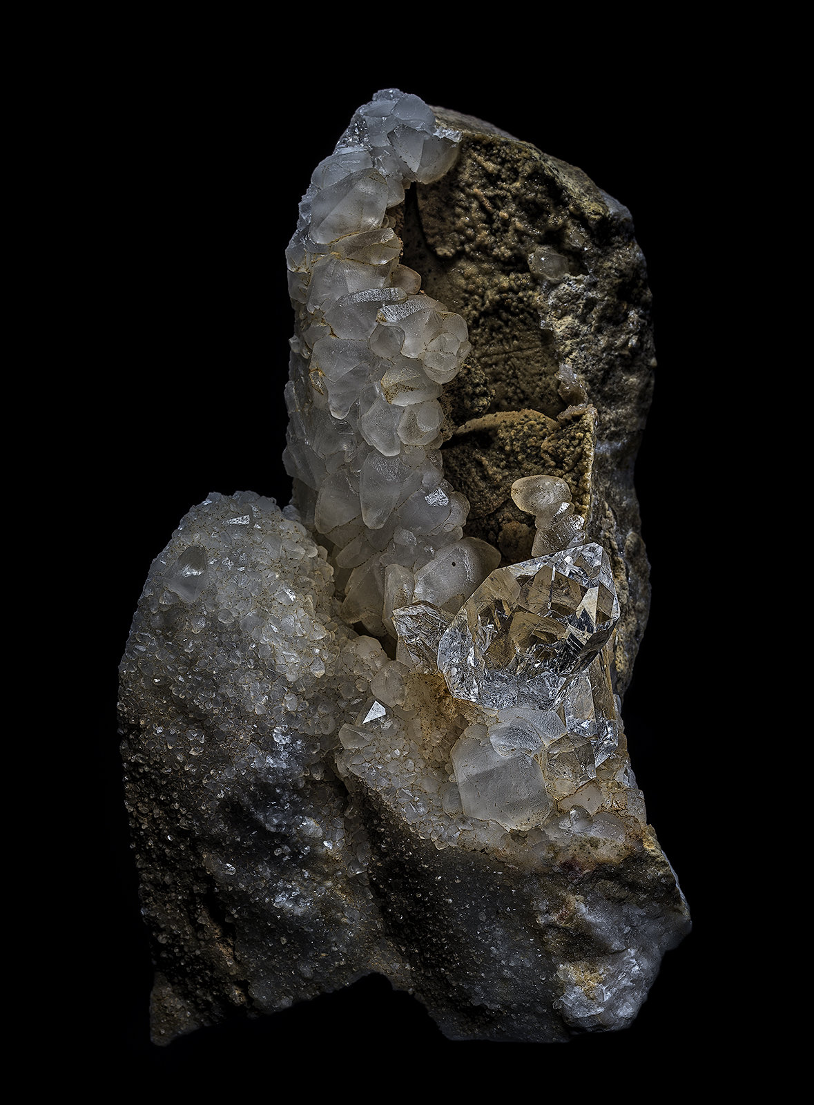 Quartz, Calcite
7.4 x 13.5 cm
(Autor: am mizunaka)