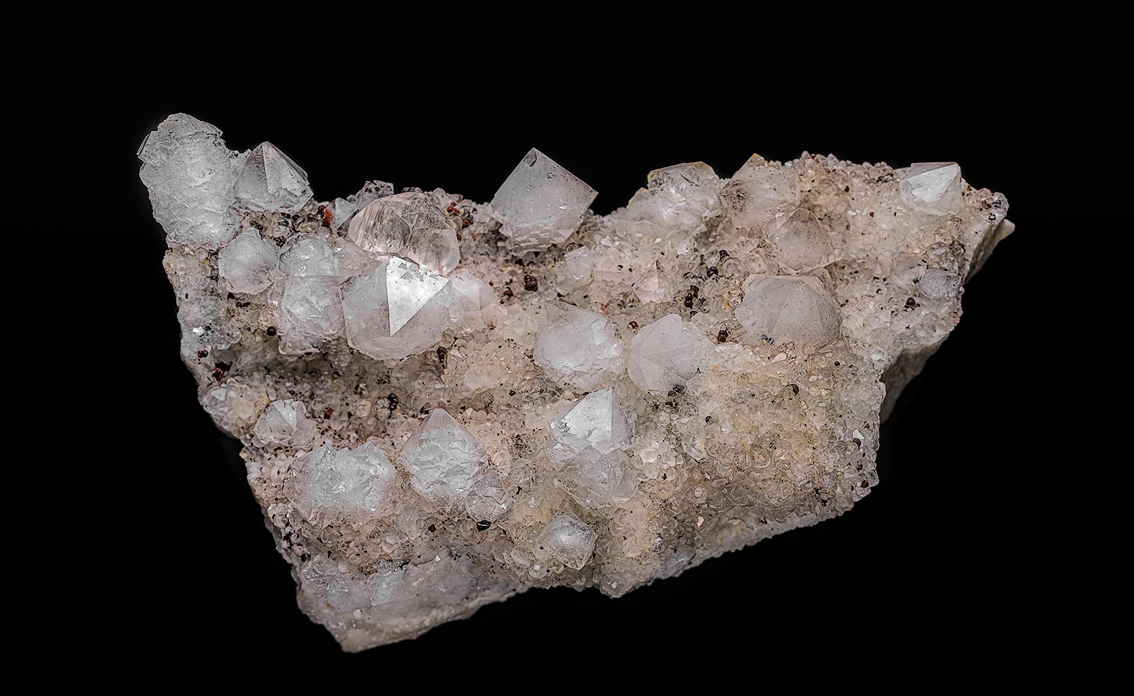 Quartz, Calcite, Hematite
8.9 x 5.0 cm
(Autor: am mizunaka)