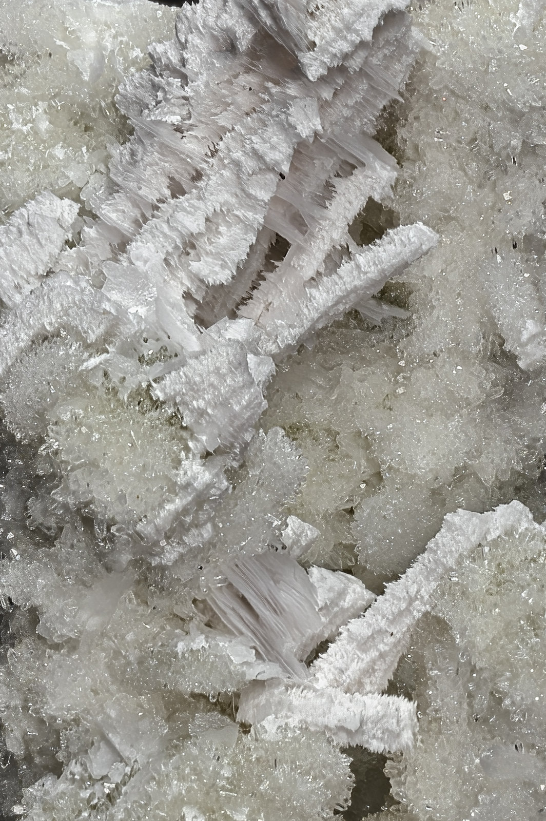 Quartz, Calcite
Detail of specimen
(Autor: am mizunaka)