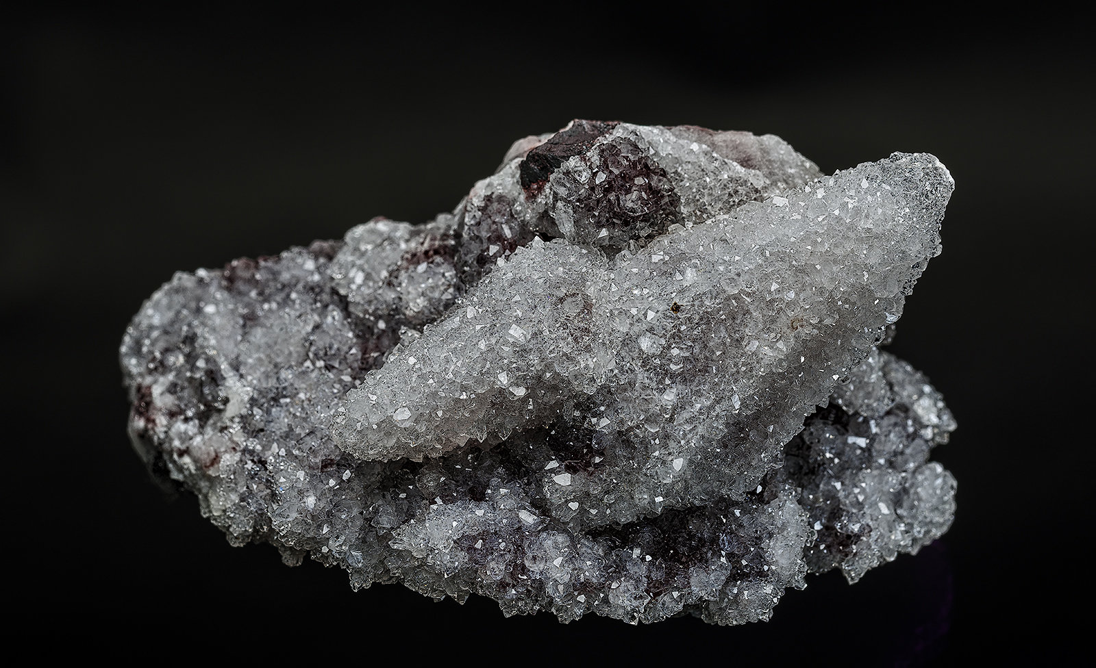 Quartz, Calcite
6.5 x 4.2 cm
(Autor: am mizunaka)