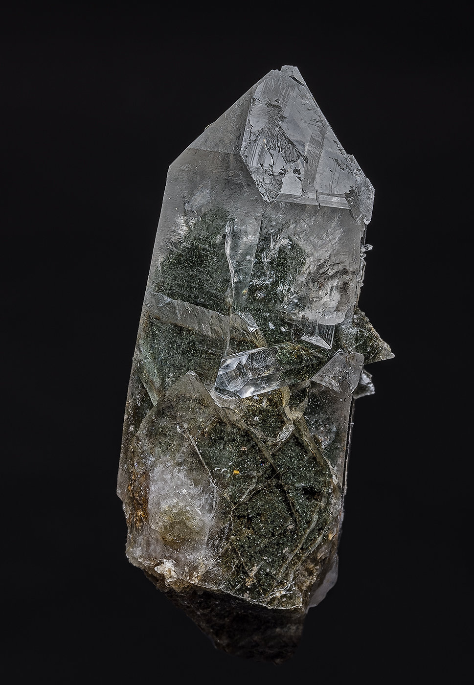 Quartz with Chlorite inclusions
7.0 x 3.2 cm
(Autor: am mizunaka)