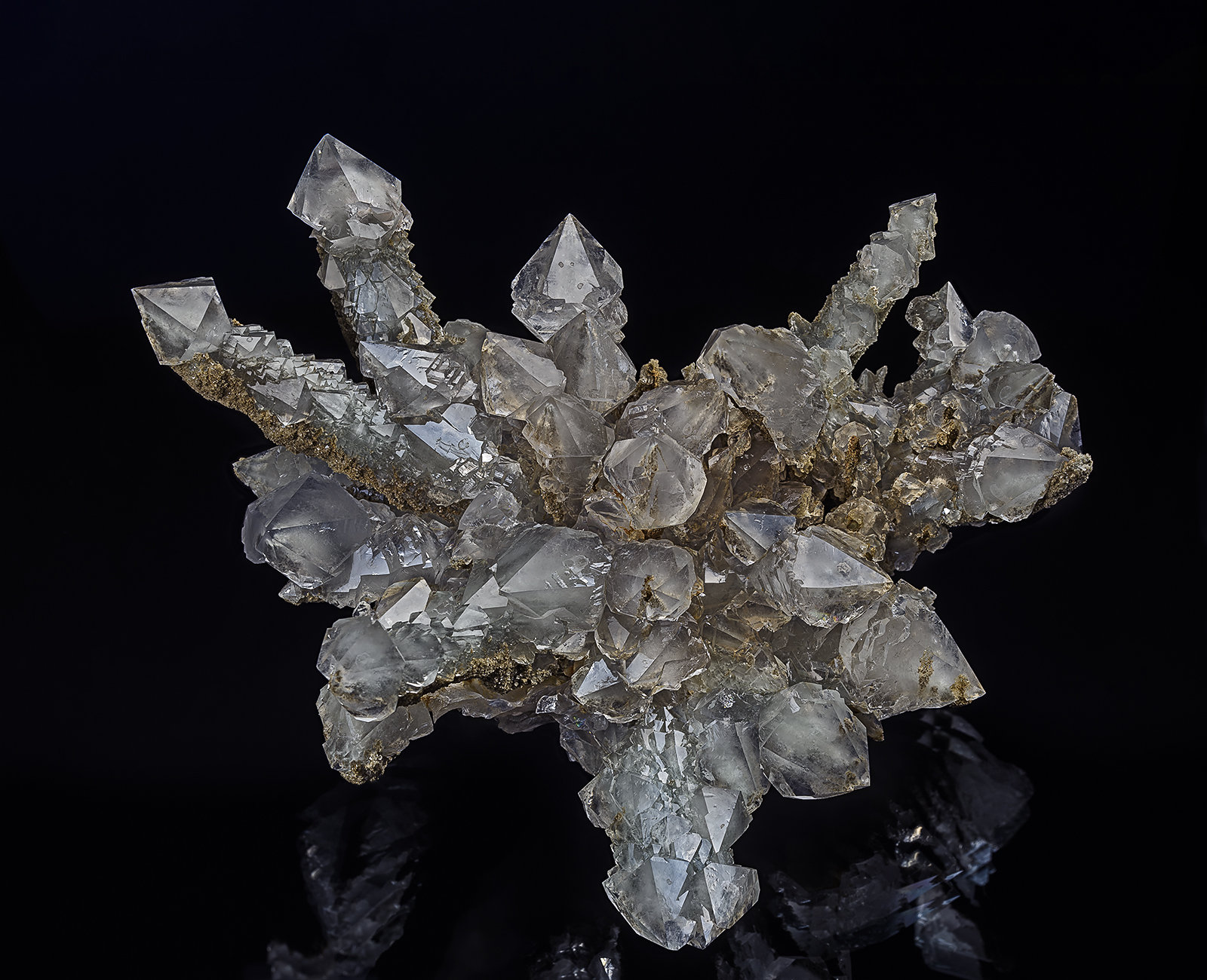 Quartz
14.2 x 14.4 cm
(Autor: am mizunaka)
