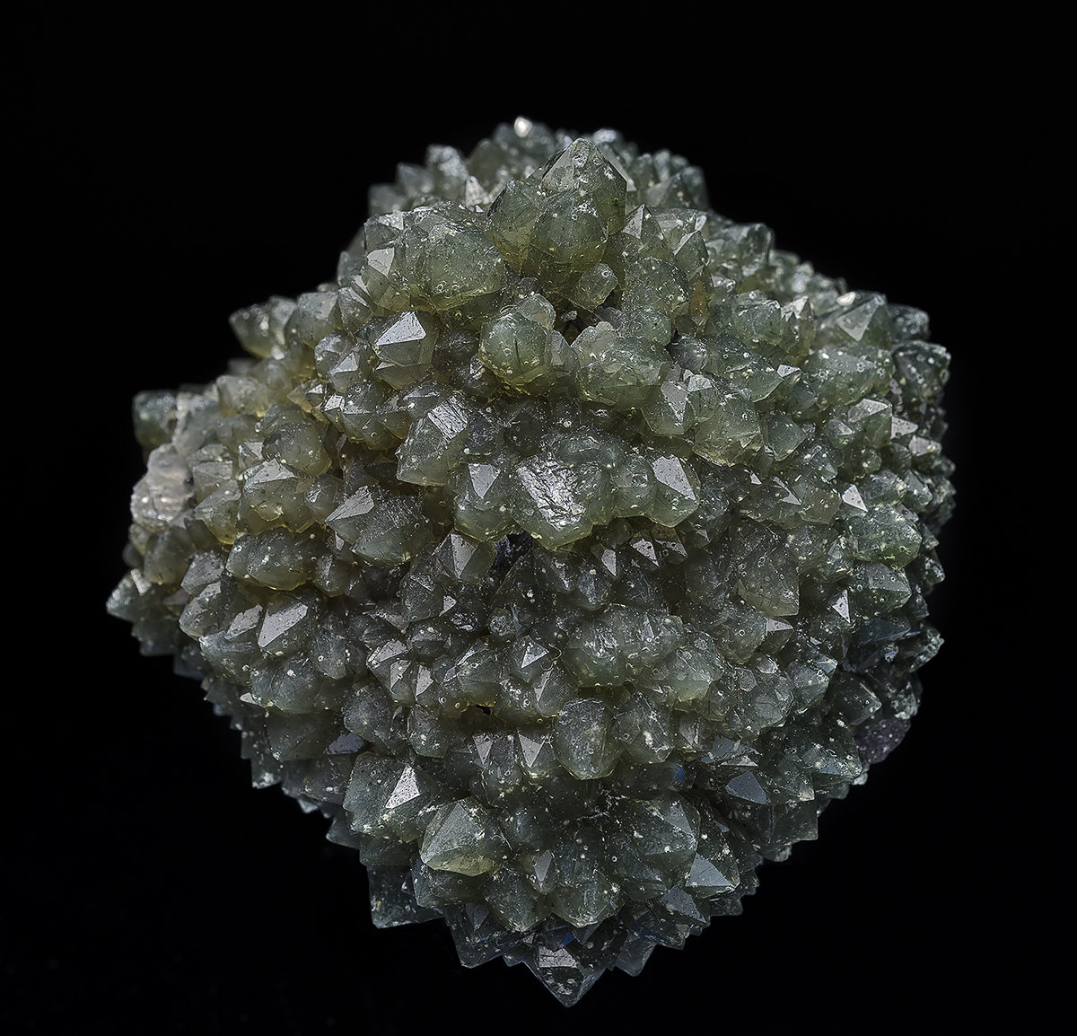 Quartz, Fluorite
5.4 x 5.2 cm
(Autor: am mizunaka)
