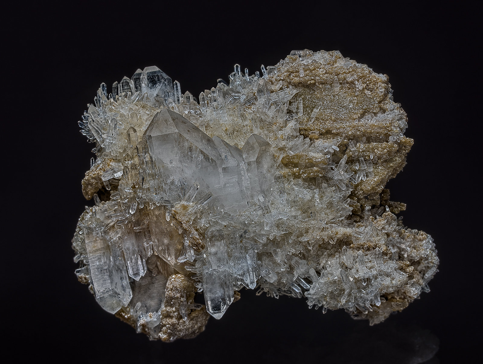 Quartz, Cookeite
7.2 x 6.0 cm
(Autor: am mizunaka)