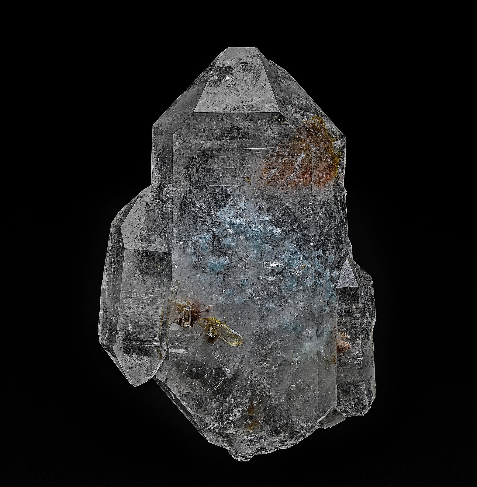 Quartz, Cookeite
6.6 x 4.3 cm
(Autor: am mizunaka)