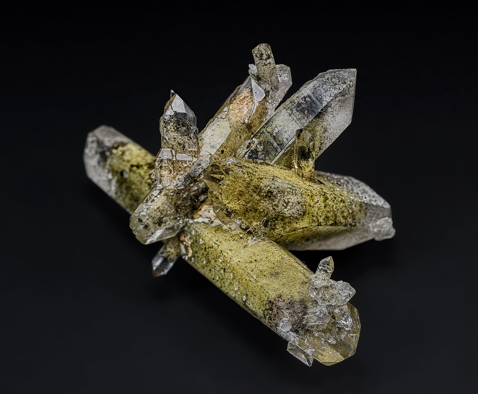 Quartz
5.8 x 3.4 cm
(Autor: am mizunaka)