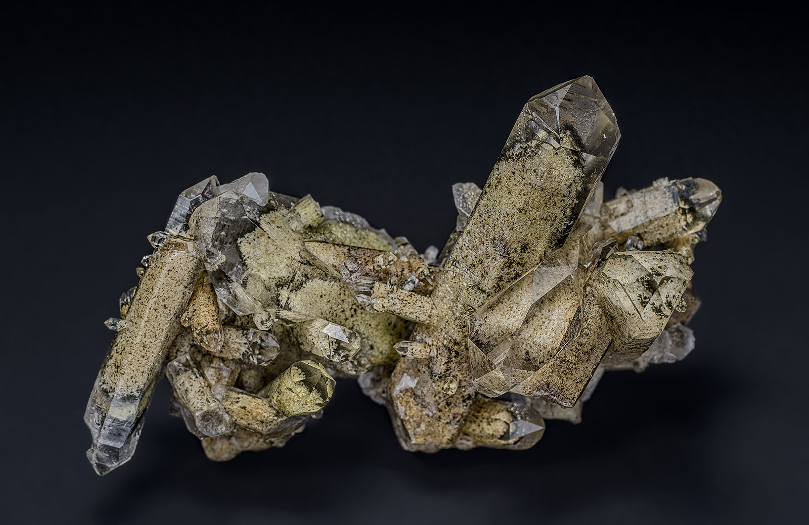 Quartz
8.0 x 5.5 cm
(Autor: am mizunaka)