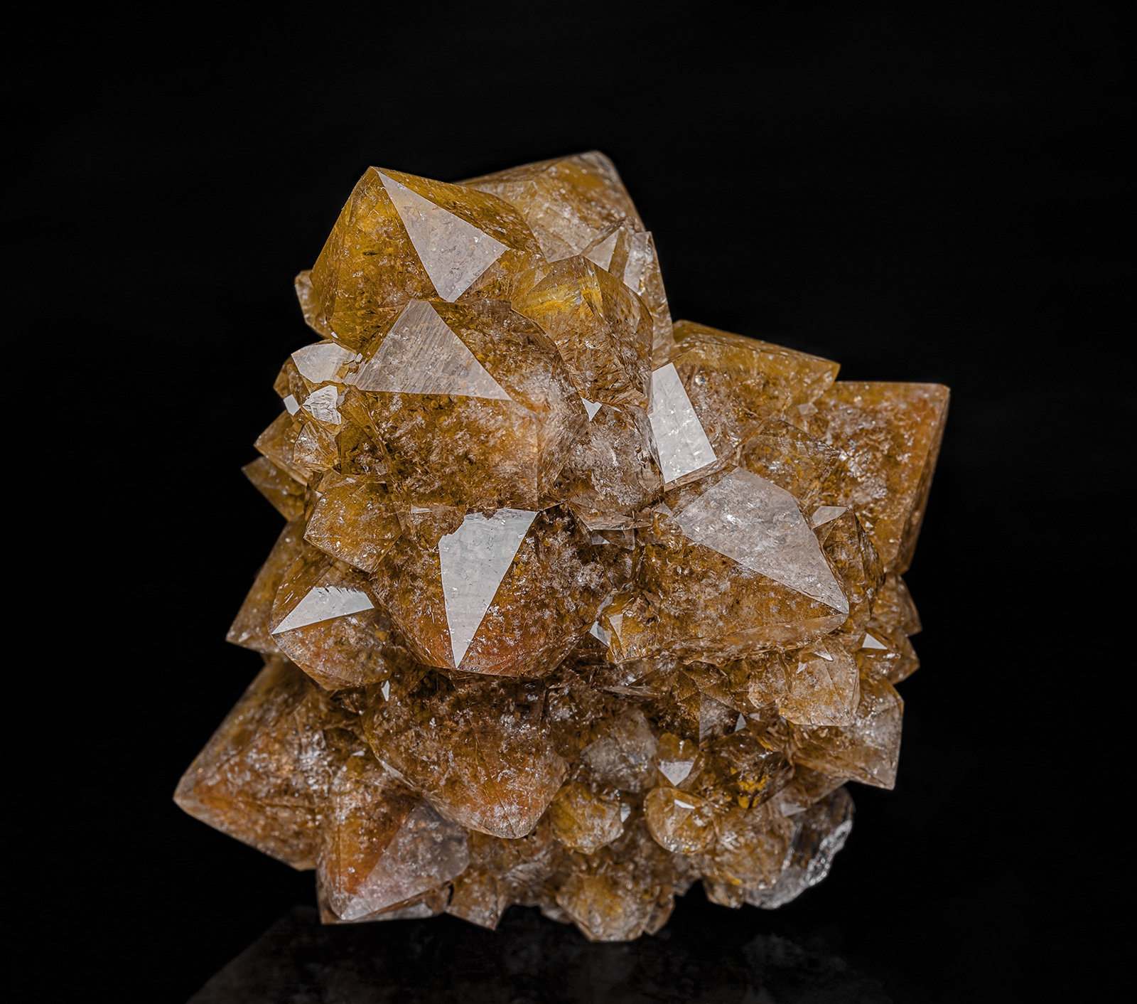 Quartz
6.0 x 5.3 cm
(Autor: am mizunaka)