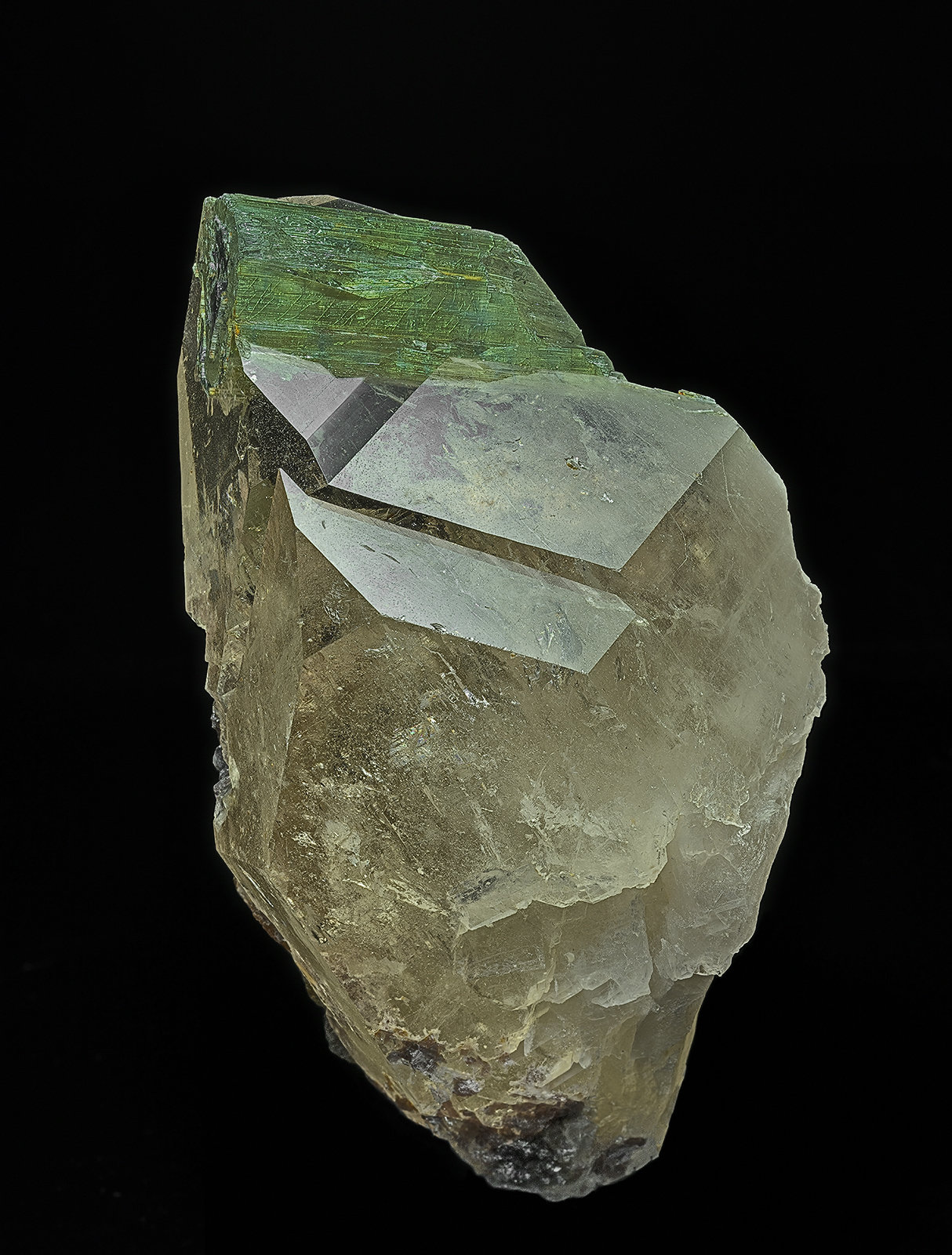 Quartz, Tourmaline, Lepidolite
10.8 x 6.7 cm
(Autor: am mizunaka)