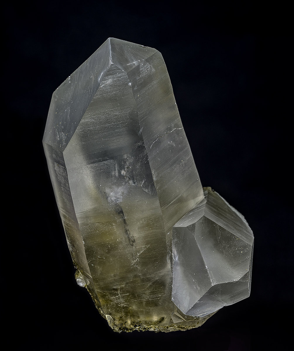 Quartz, Epidote
8.7 x 5.0 cm
(Autor: am mizunaka)