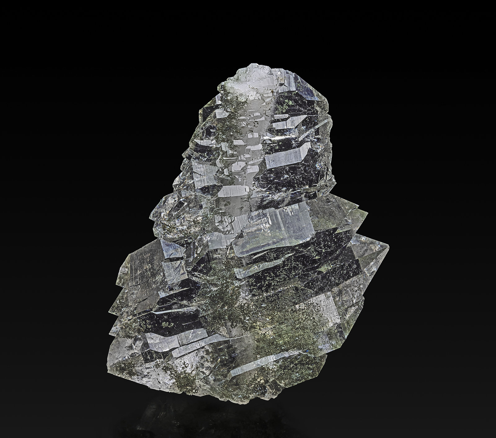 Quartz (variety faden) with Chlorite inclusions
5.0 x 4.5 cm
(Autor: am mizunaka)