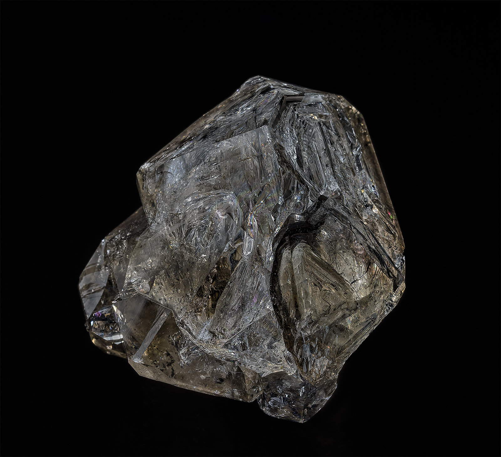 Quartz (variety smoky quartz)
5.0 x 4.1 cm
(Autor: am mizunaka)
