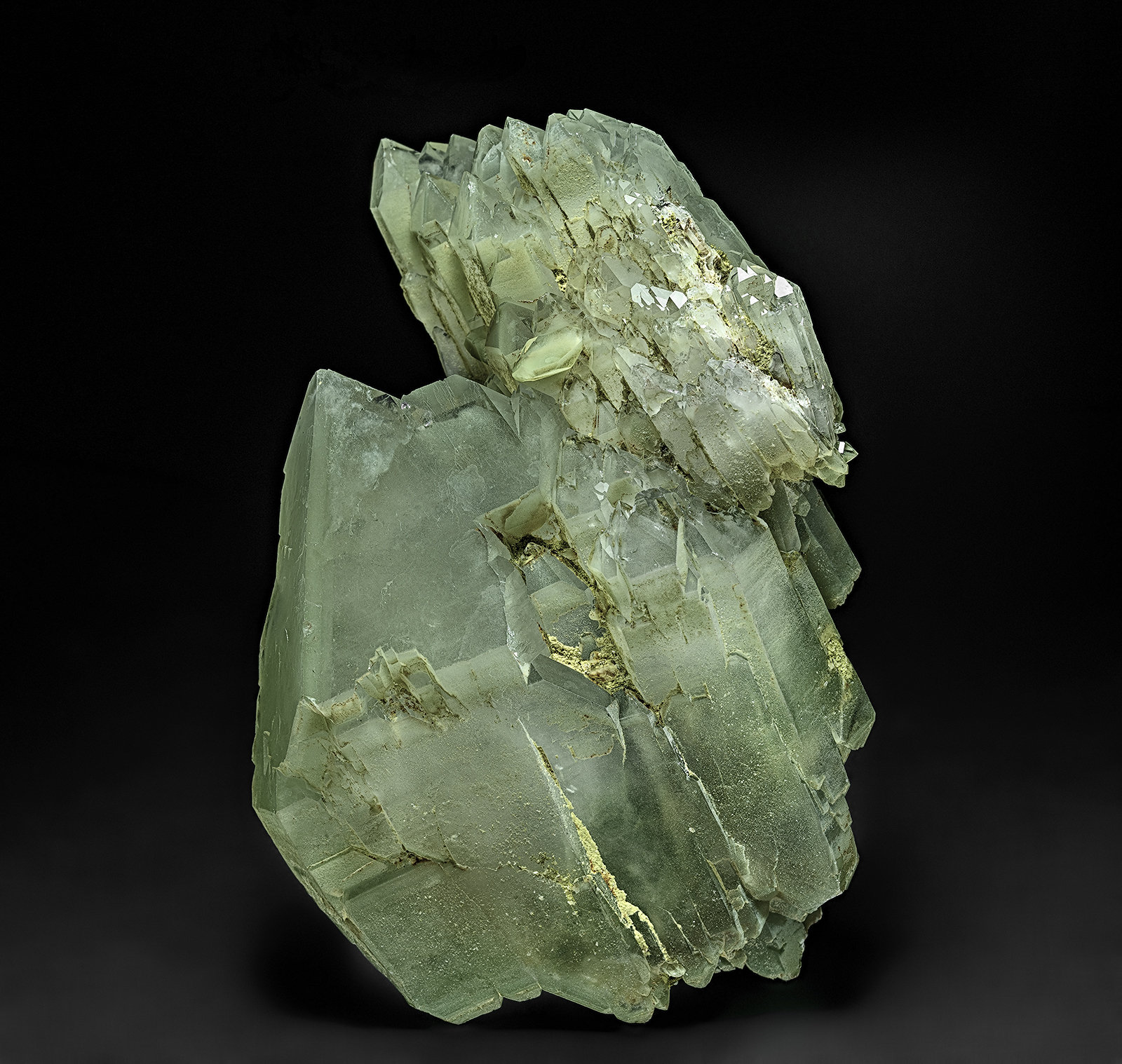 Quartz, Epidote
11.4 x 8.9 cm
(Autor: am mizunaka)