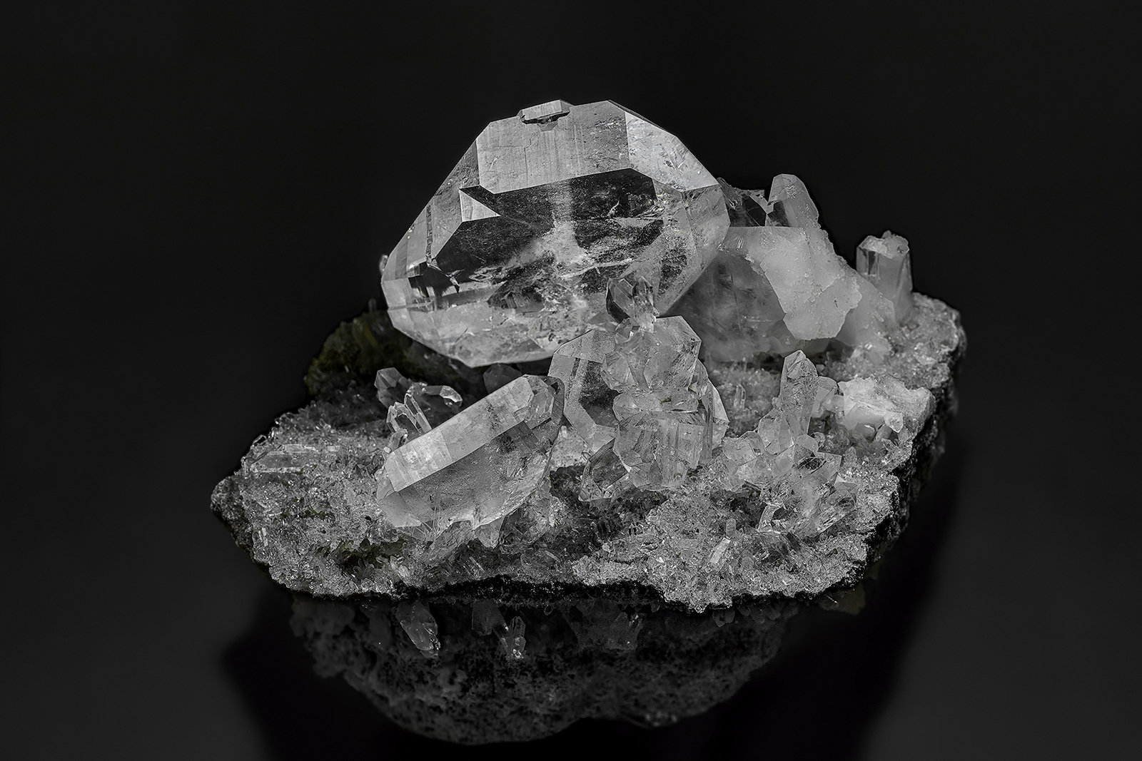 Quartz
9.6 x 9.5 cm
(Autor: am mizunaka)