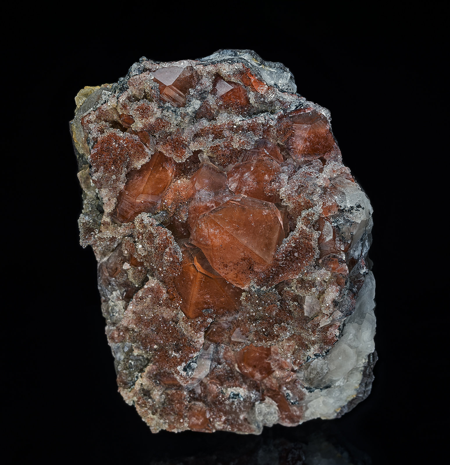 Quartz, Hematite
7.2 x 4.8 cm
(Autor: am mizunaka)