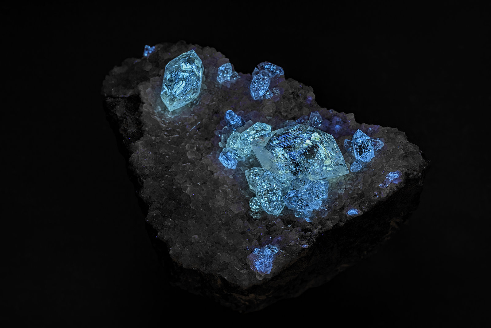 Quartz
14.1 x 9.6 cm
(Autor: am mizunaka)