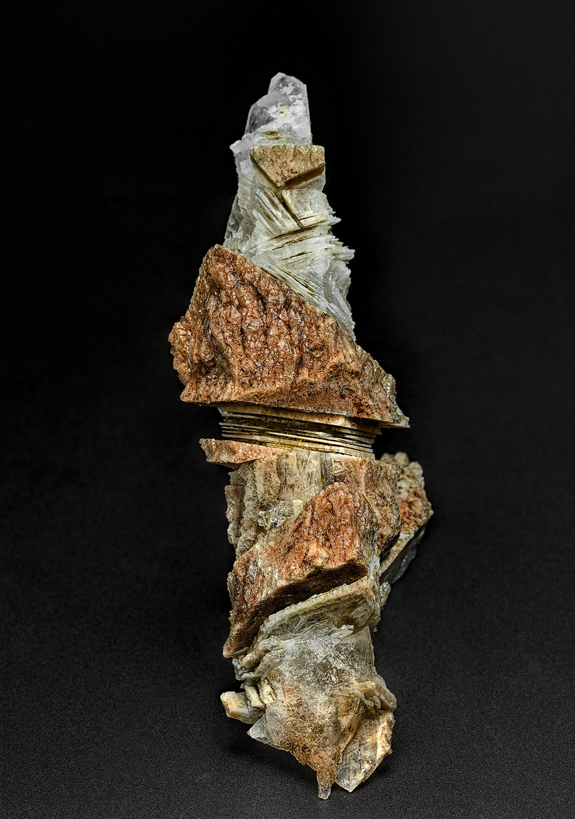 Quartz
9.8 x 3.8 cm
(Autor: am mizunaka)