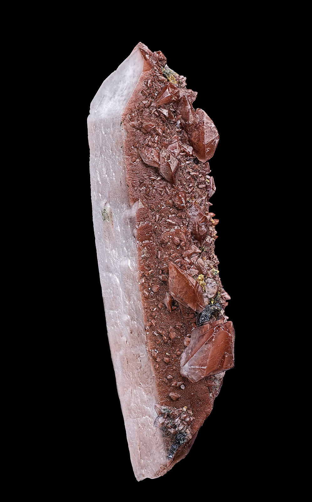 Quartz, Calcite, Hematite
10.8 x 3.3 cm
(Autor: am mizunaka)