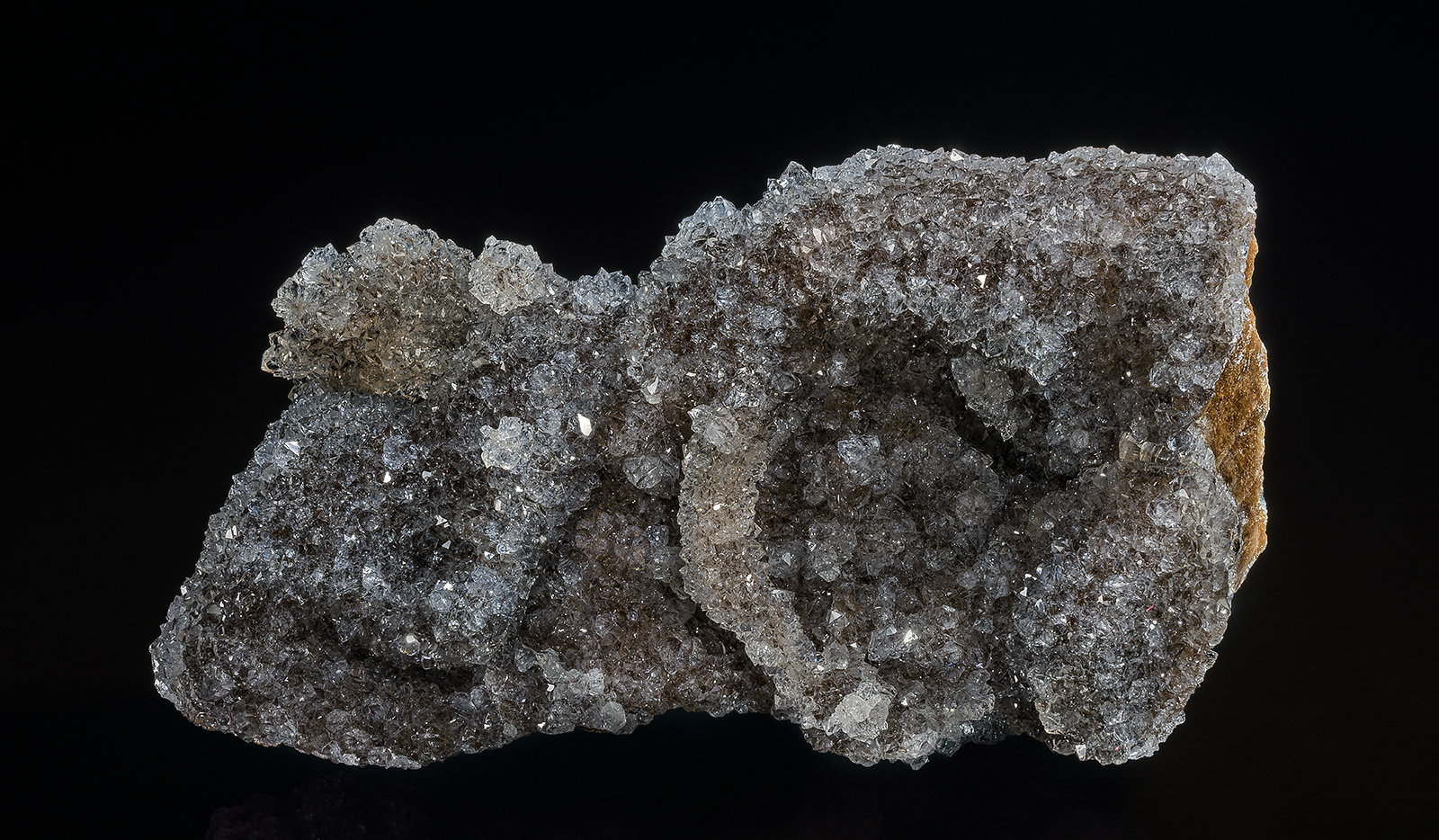 Quartz, Calcite
8.9 x 4.5  cm
(Autor: am mizunaka)