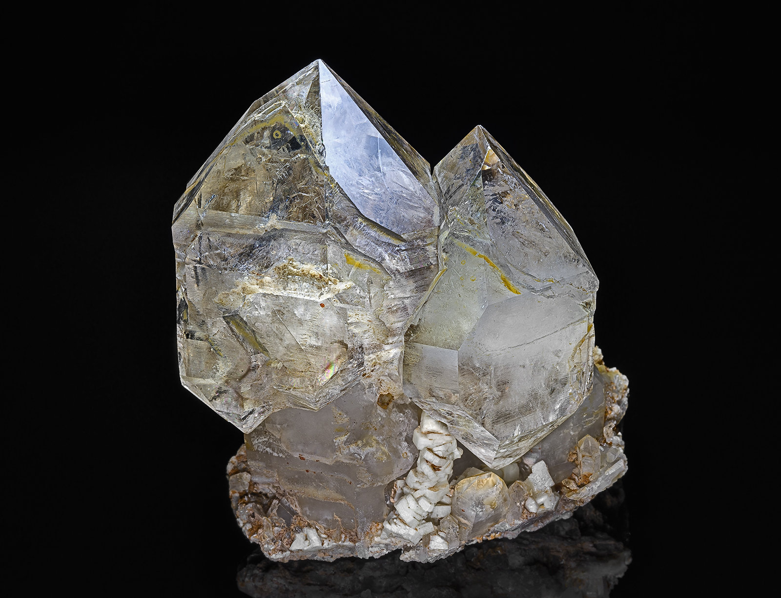 Quartz, Hydroxylapatite
7.9 x 8.6 cm
(Autor: am mizunaka)